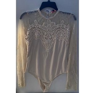 Ivory Lace Bodysuit Size Large